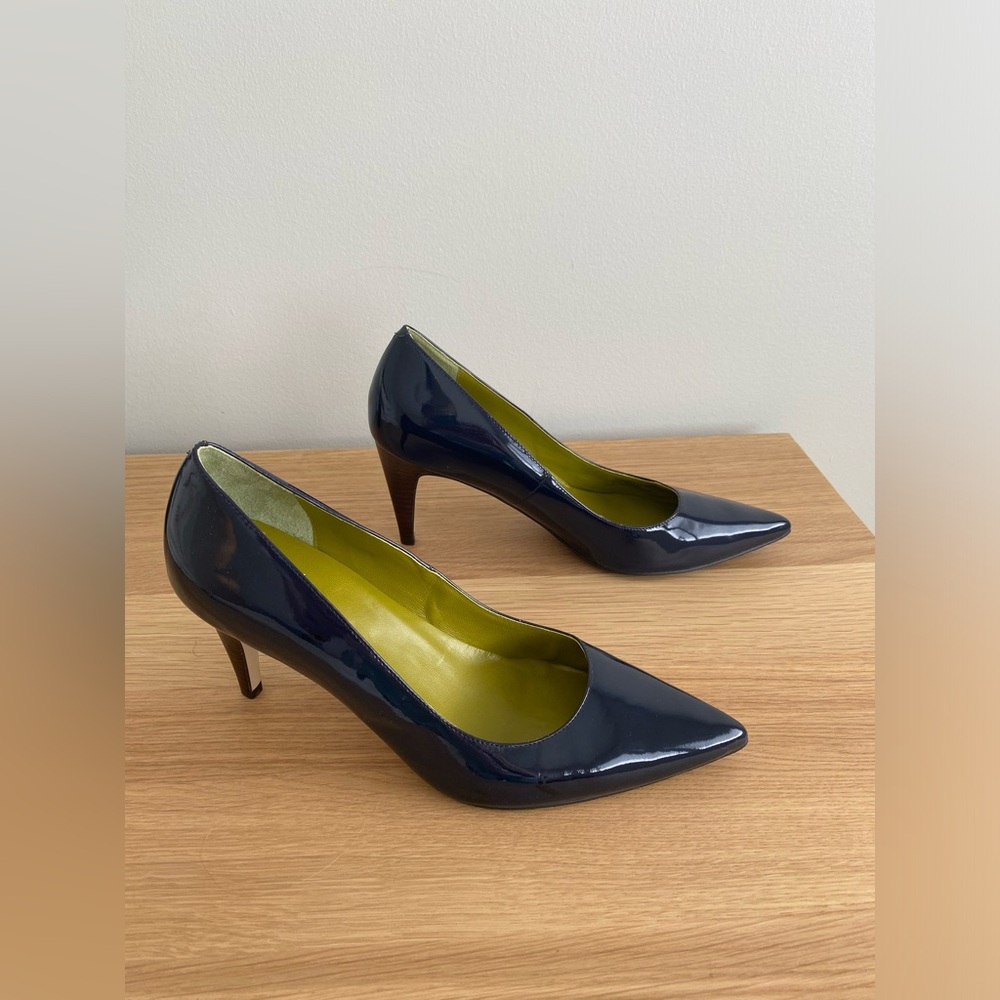 Cole Haan navy blue patent leather shoes